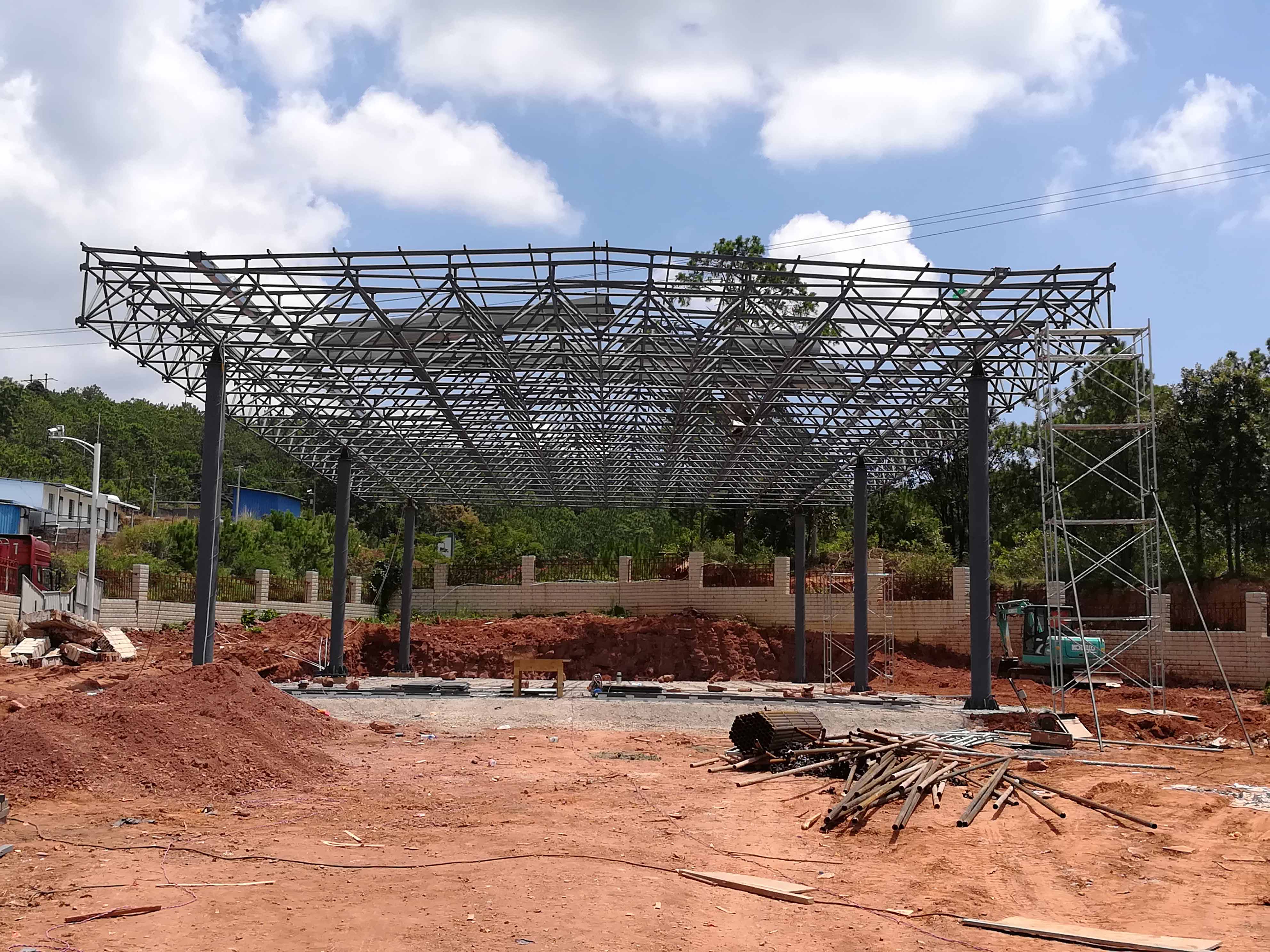 内江加油站网架屋面